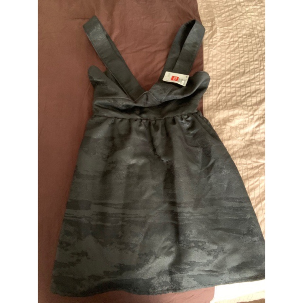 H&M dress. Brand new!